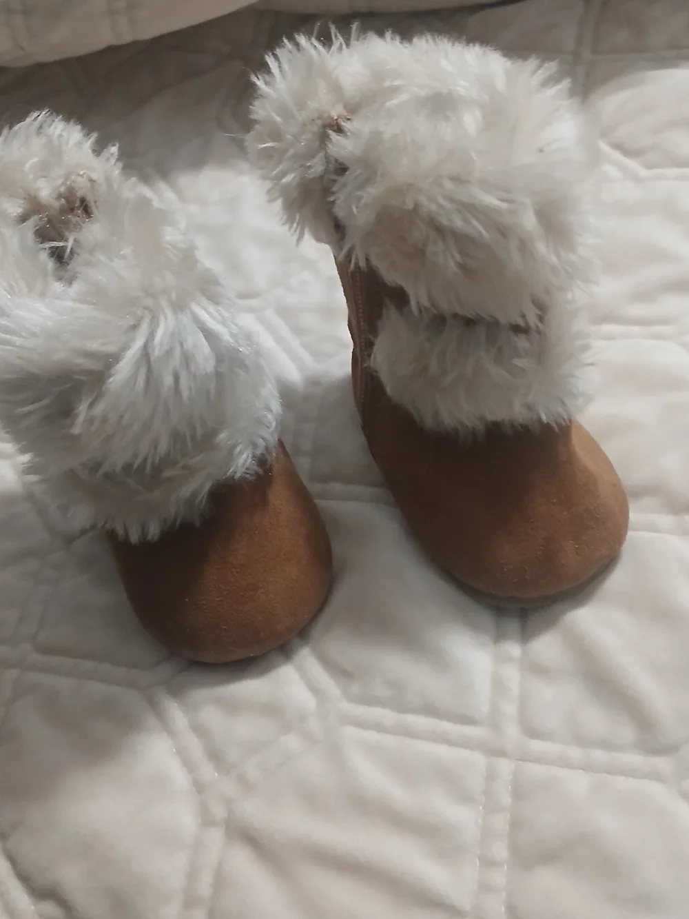 Michael Kors Kids Brown Booties with Cream Faux Fur